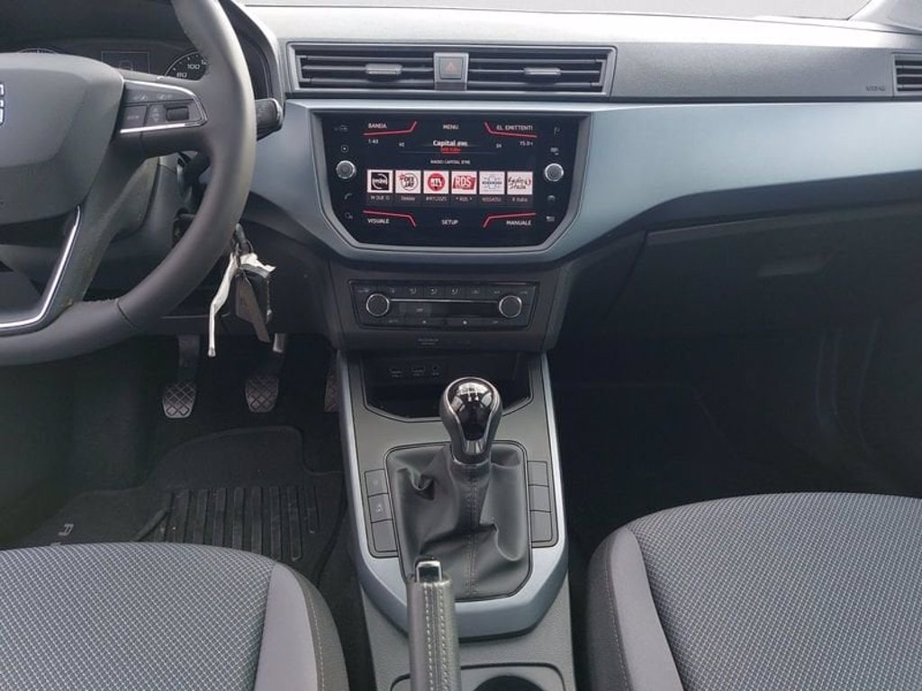 SEAT Arona 1.6 TDI 95 CV Black Edition 11