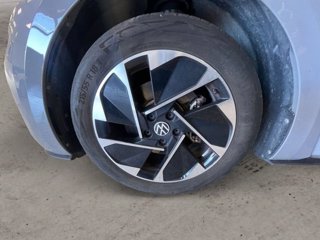 VOLKSWAGEN ID.3 Pro Performance 8