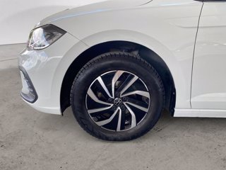 VOLKSWAGEN Polo 1.0 TSI Life 8