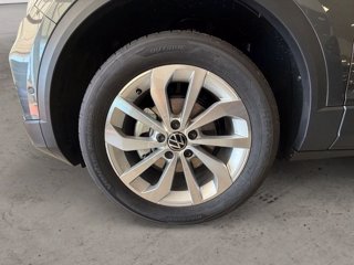 VOLKSWAGEN T-Roc 1.0 TSI Edition Plus 8