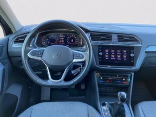 VOLKSWAGEN Tiguan 2.0 TDI SCR Life 9