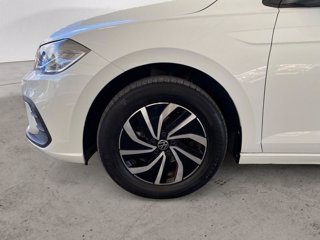 VOLKSWAGEN Polo 1.0 TSI Life 8