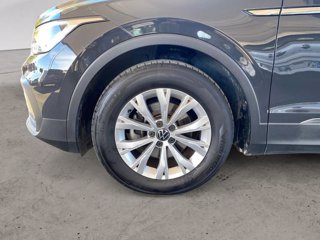 VOLKSWAGEN Tiguan 1.5 TSI ACT Life 8