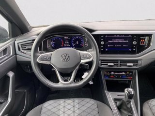 VOLKSWAGEN Polo 1.0 TSI R-Line 9