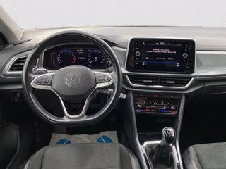 VOLKSWAGEN T-Roc 1.0 TSI Style 9