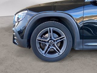 MERCEDES GLB 200 d Automatic Premium 8