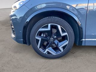 VOLKSWAGEN Tiguan 2.0 TDI 150 CV EVO SCR DSG R-Line 8