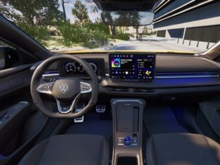 VOLKSWAGEN T-Roc 1.5 eTSI ACT DSG Style 5