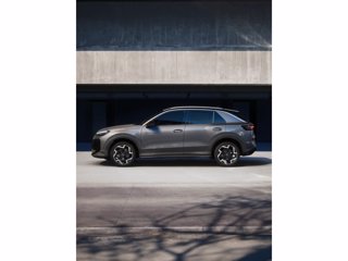 VOLKSWAGEN T-Roc 1.5 eTSI ACT 150 CV DSG R-Line 1