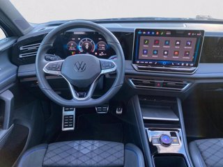 VOLKSWAGEN Tiguan 2.0 tdi r-line 150cv dsg 9