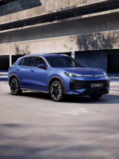 VOLKSWAGEN T-Roc 1.5 eTSI ACT 150 CV DSG R-Line 0