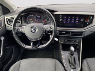 VOLKSWAGEN Polo 1.0 TSI Comfortline DSG 9