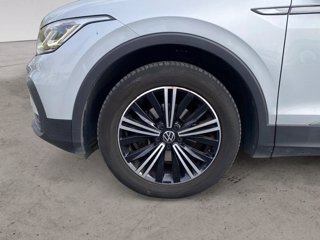 VOLKSWAGEN Tiguan 2.0 tdi life 122cv 8
