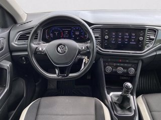 VOLKSWAGEN T-Roc 1.5 TSI ACT Advanced BMT 9