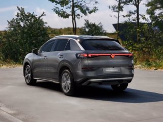 VOLKSWAGEN T-Roc 1.5 eTSI ACT DSG Style 2