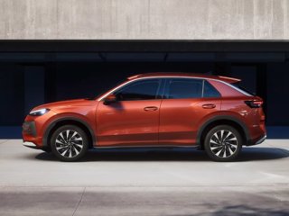 VOLKSWAGEN T-Roc 1.5 eTSI ACT DSG Life 1