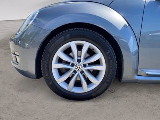 VOLKSWAGEN Maggiolino 2.0 tdi design 110cv 8