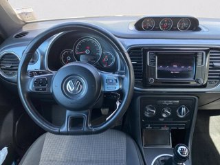 VOLKSWAGEN Maggiolino 2.0 tdi design 110cv 9