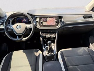 VOLKSWAGEN T-Roc 1.6 TDI SCR Advanced BMT 9