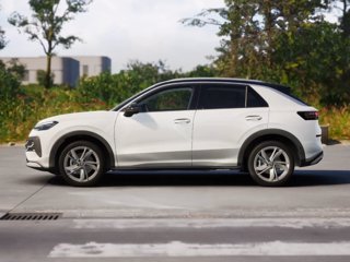 VOLKSWAGEN T-Roc 1.5 eTSI ACT DSG Style 1