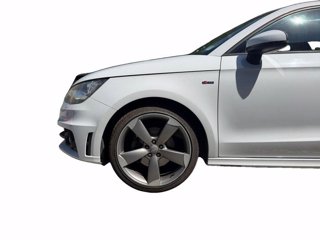AUDI A1 1.4 TFSI S line edition 8