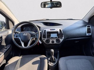 HYUNDAI i20 1.2 5p. Classic 9