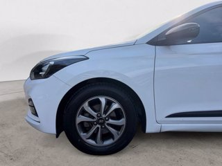 HYUNDAI I20 5p 1.2 mpi connectline 75cv 7