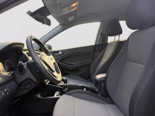HYUNDAI I20 5p 1.2 mpi connectline 75cv 9