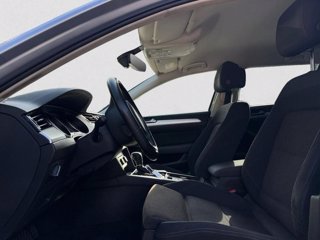 VOLKSWAGEN Passat variant 2.0 tdi comfortline 150cv dsg 8