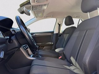 VOLKSWAGEN T-Roc 1.0 TSI Style 8