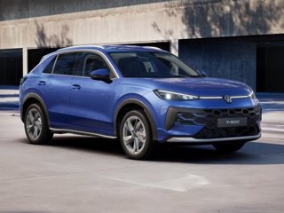 VOLKSWAGEN T-Roc 1.5 eTSI ACT DSG Style 0