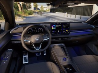 VOLKSWAGEN T-Roc 1.5 eTSI ACT 150 CV DSG R-Line 3