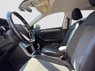 VOLKSWAGEN T-Roc 1.0 TSI Style 8