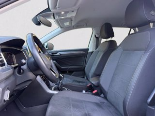 VOLKSWAGEN T-Roc 1.0 TSI Style 8