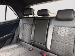 VOLKSWAGEN T-Roc 1.0 TSI R-Line 9