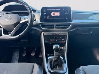 VOLKSWAGEN T-Roc 1.0 TSI Style 9