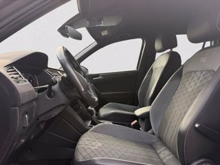 VOLKSWAGEN Tiguan 2.0 TDI 150 CV SCR DSG R-Line 8