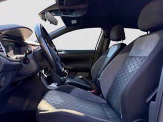 VOLKSWAGEN Polo 1.0 TSI R-Line 8