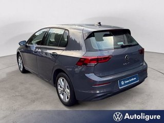 VOLKSWAGEN Golf 1.0 eTSI EVO DSG Life 2