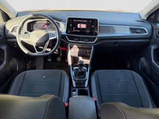VOLKSWAGEN T-Roc 1.0 TSI Style 8