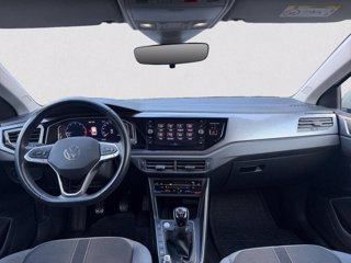 VOLKSWAGEN Polo 1.0 TSI Style 9