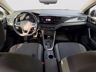 VOLKSWAGEN Polo 1.0 TSI DSG Life 9