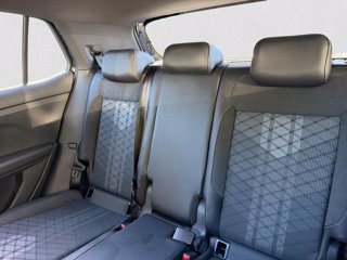 VOLKSWAGEN T-Cross 1.0 TSI 115 CV R-Line Plus 9