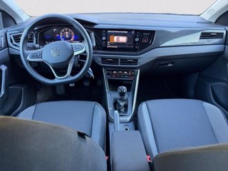 VOLKSWAGEN Polo 1.0 TSI Life 9