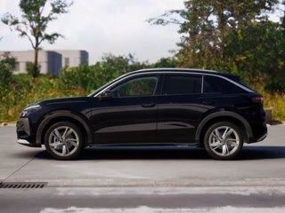 VOLKSWAGEN T-Roc 1.5 TSI Hybrid Style 1