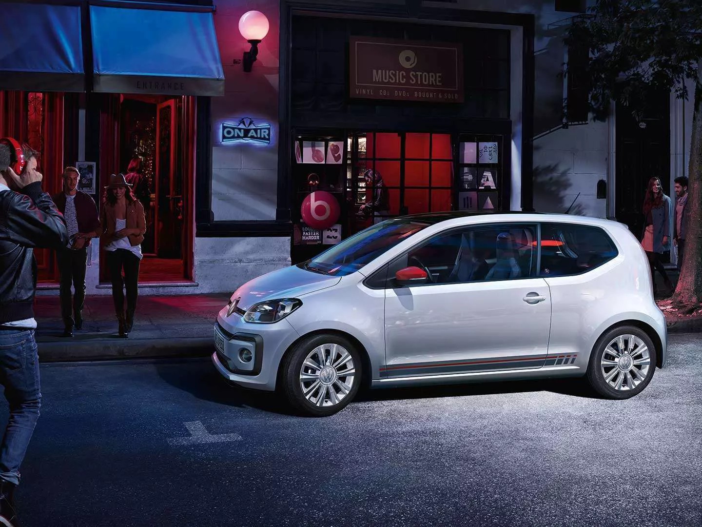 Volkswagen Up! 6